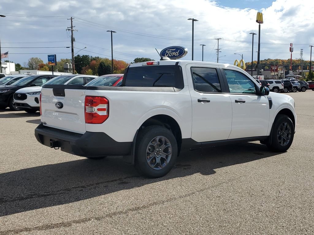 New 2025 Ford Maverick XLT w/ XLT Luxury Package image 3
