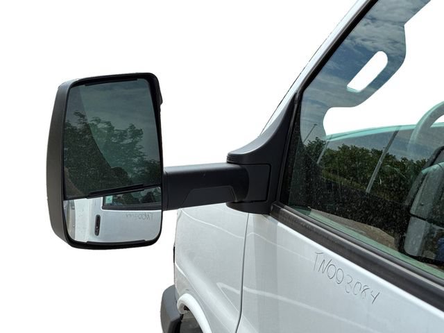 New 2026 Chevrolet Express 3500 w/ Power Convenience Package RWD image 10