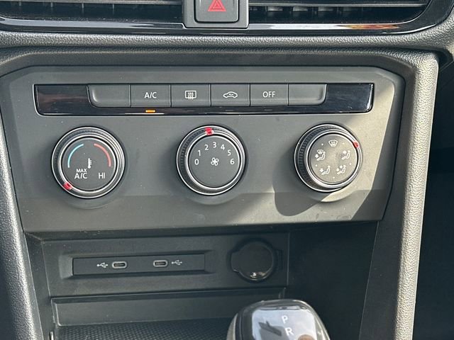 Used 2022 Volkswagen Taos S image 22