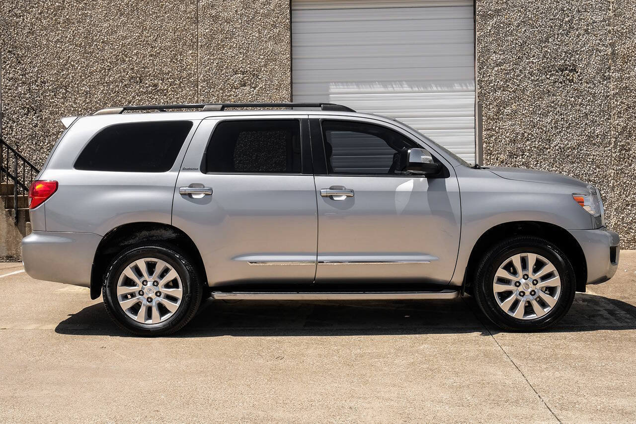Used 2017 Toyota Sequoia Platinum AWD/4WD image 8