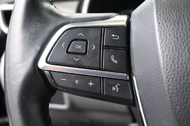Used 2021 Toyota Highlander XLE AWD/4WD image 25