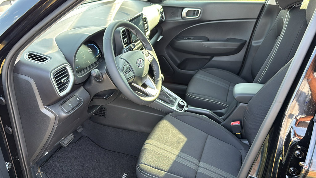 New 2026 Hyundai Venue SEL FWD image 25