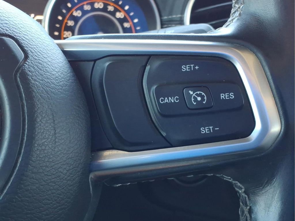 Used 2020 Jeep Gladiator Overland w/ Popular Equipment Package image 26