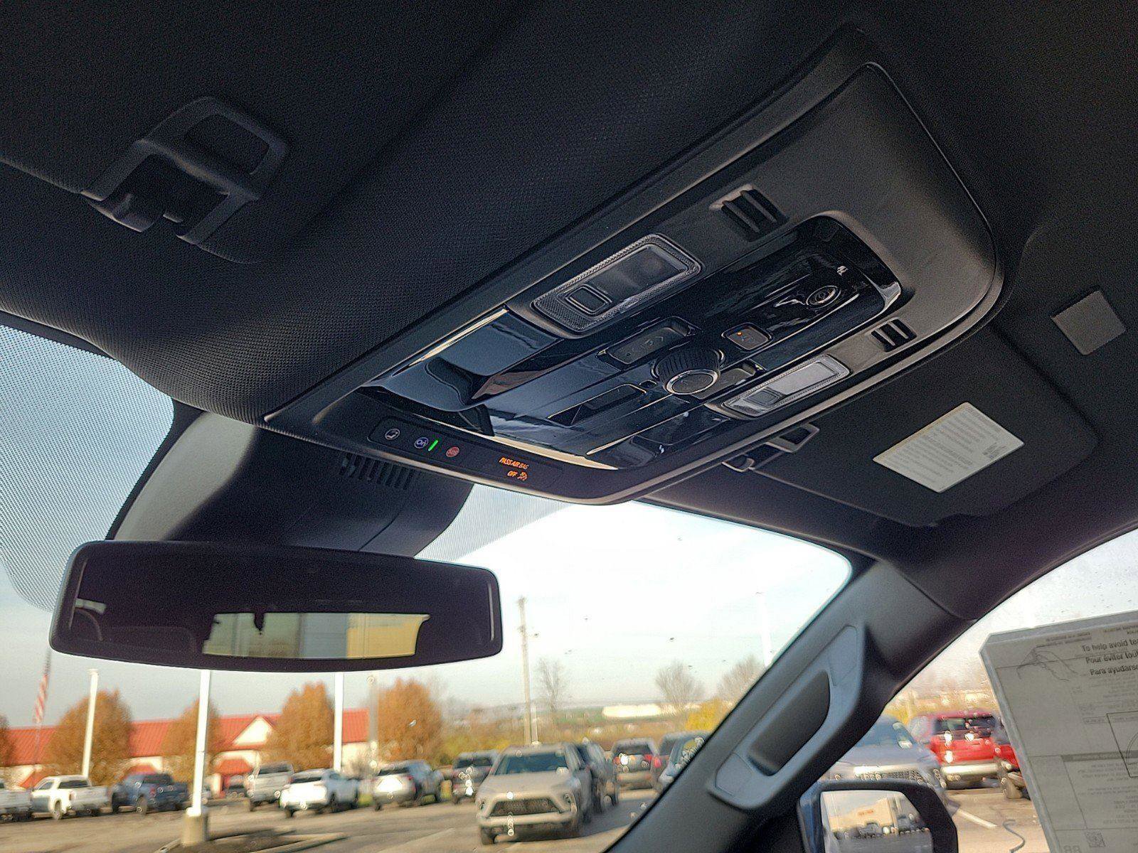 New 2026 GMC Yukon Elevation image 31