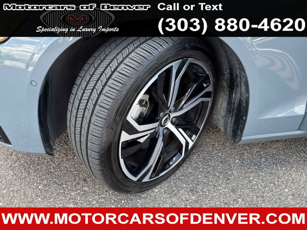 Used 2024 Volvo S60 B5 Plus image 14