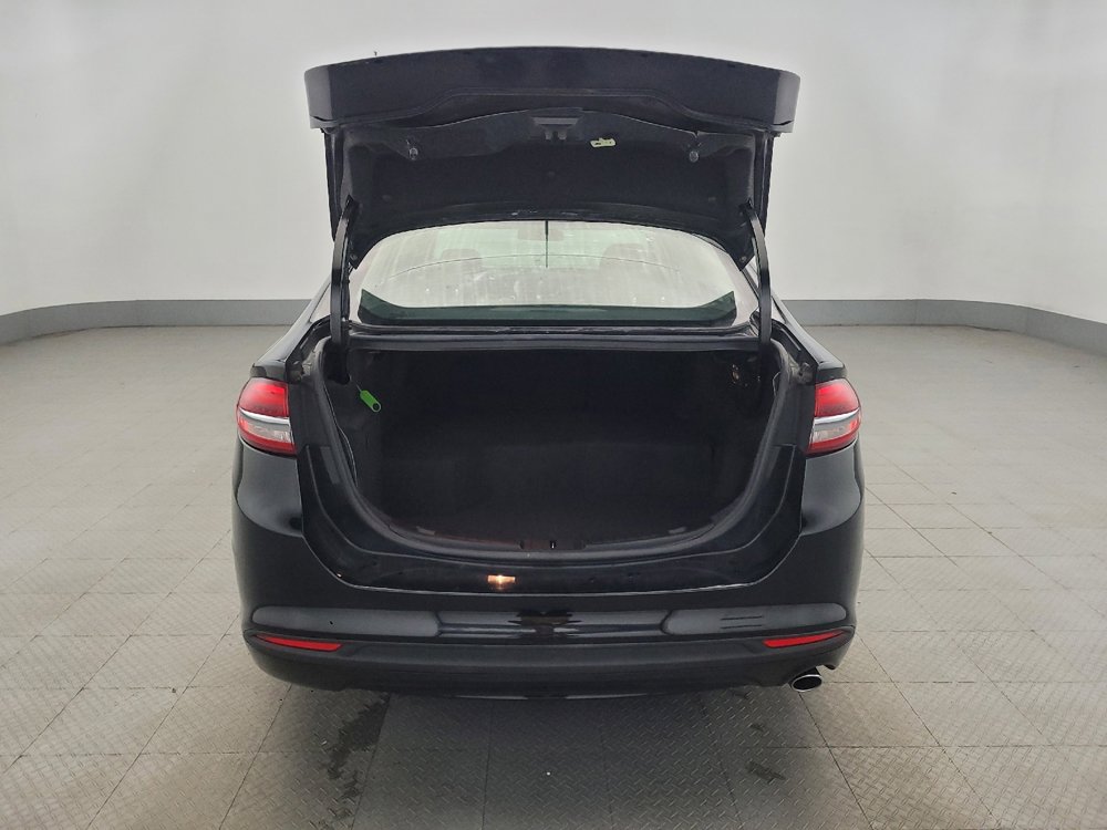 Used 2018 Ford Fusion S image 29