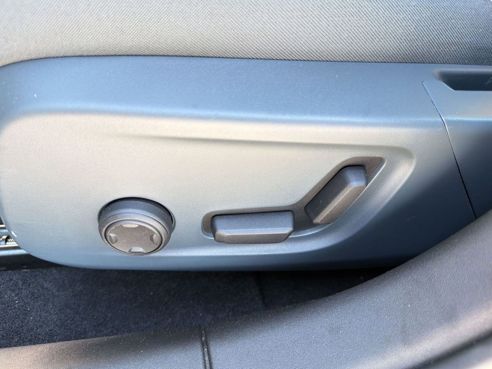 Used 2023 Polestar Polestar 2 w/ Pilot Pack image 14