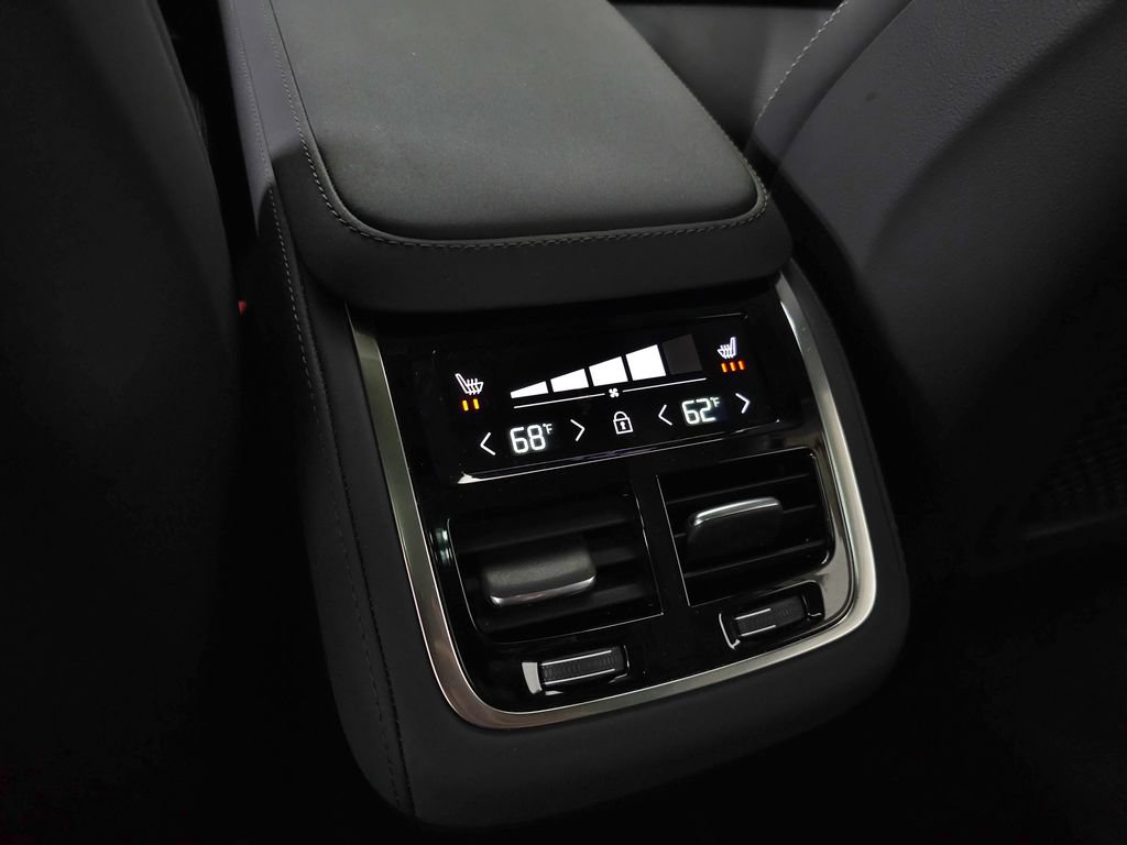 Certified 2026 Volvo XC90 B6 Ultra AWD/4WD image 40