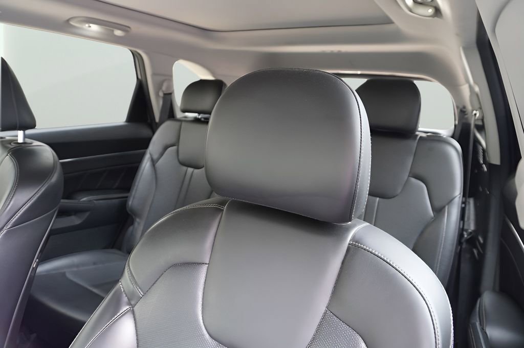 Used 2023 Kia Sorento SX FWD image 23