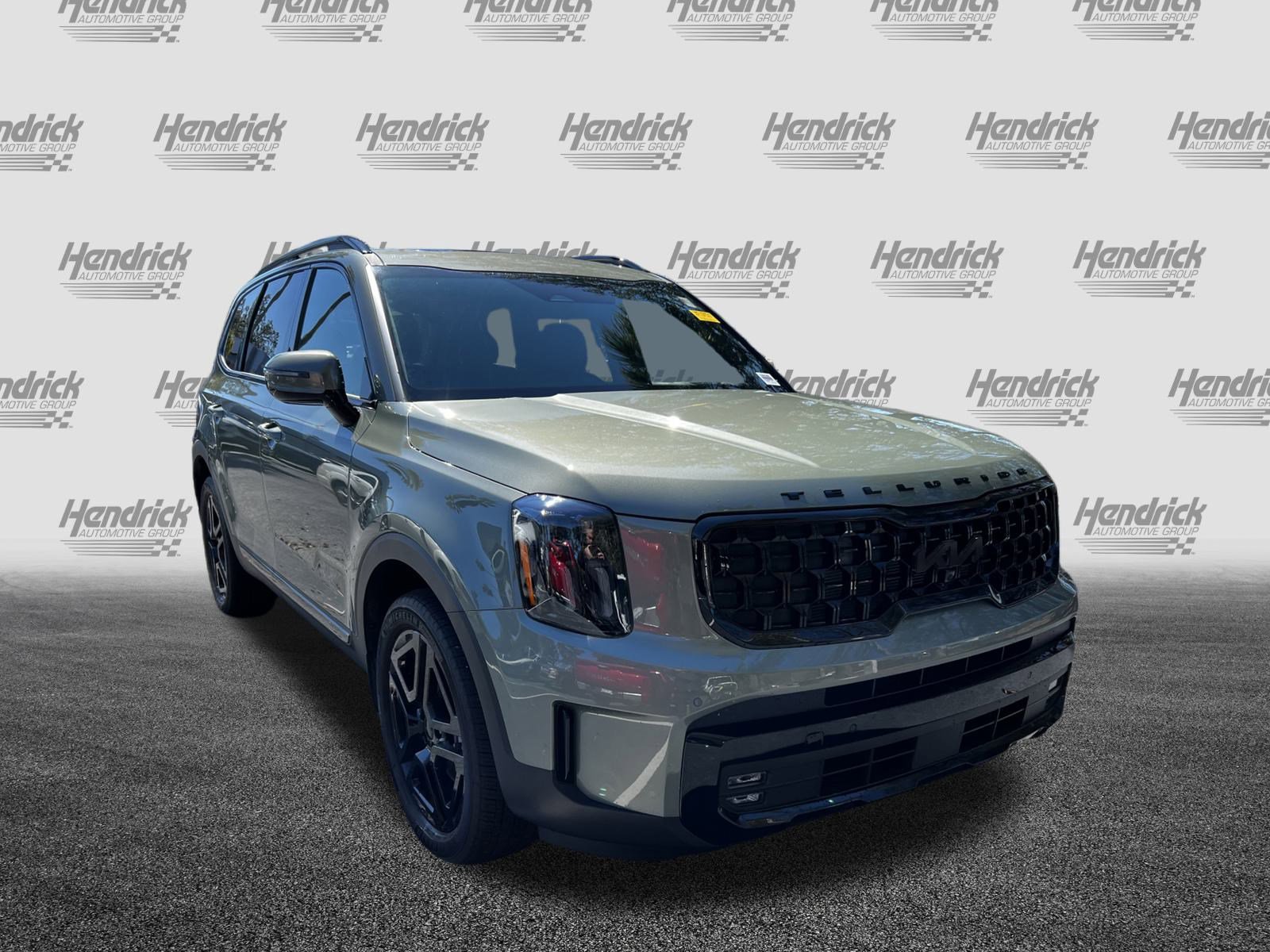 Used 2025 Kia Telluride SX Prestige X-Line image 2