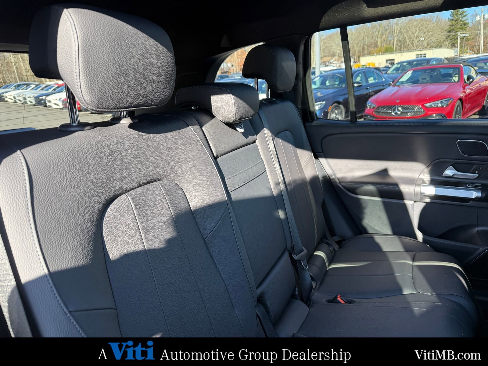 Certified 2024 Mercedes-Benz GLB 250 4MATIC image 28