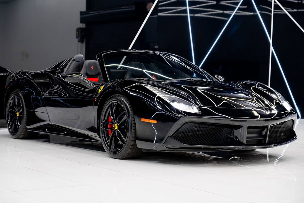 Used 2019 Ferrari 488 Spider image 7