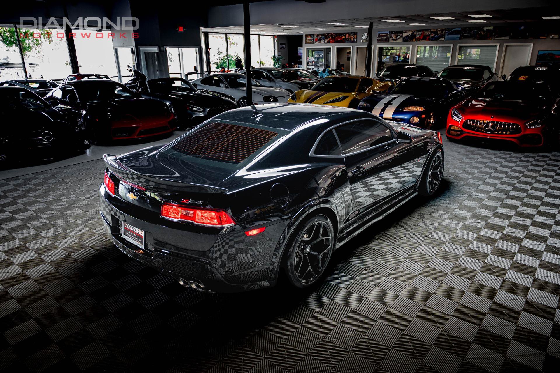 Used 2015 Chevrolet Camaro Z/28 RWD image 4