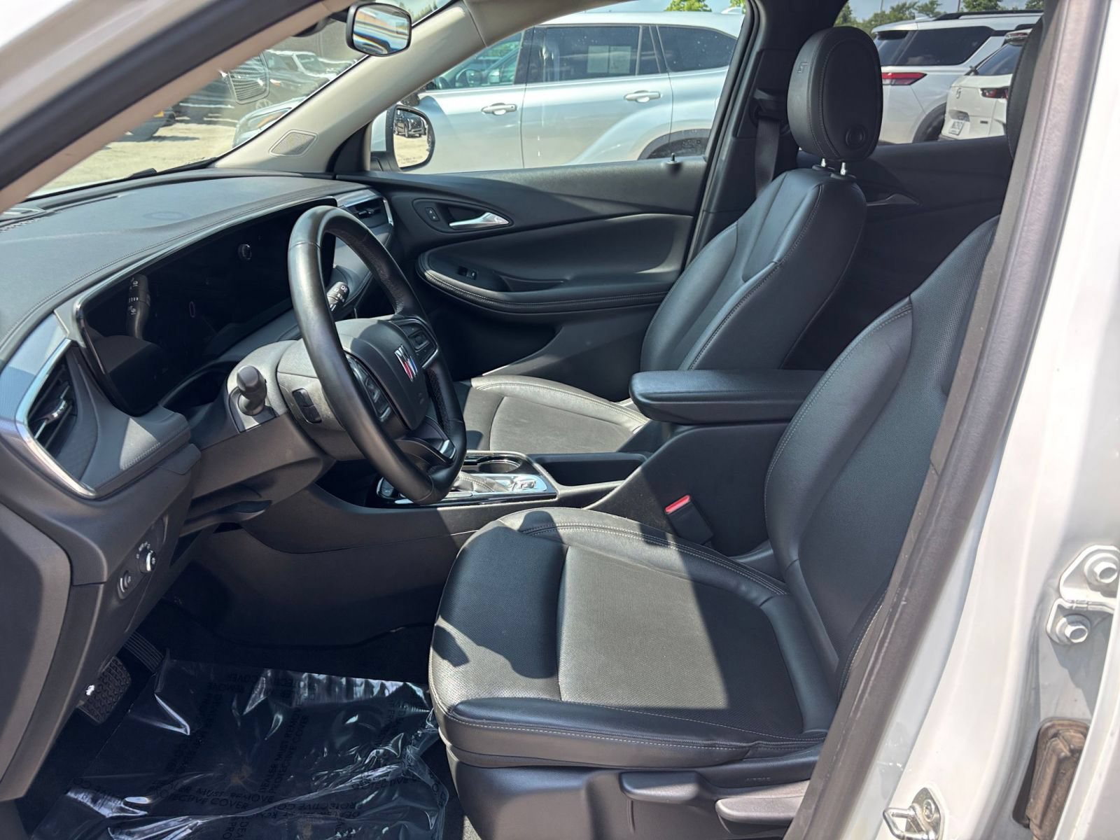 Used 2024 Buick Encore GX Sport Touring FWD image 24