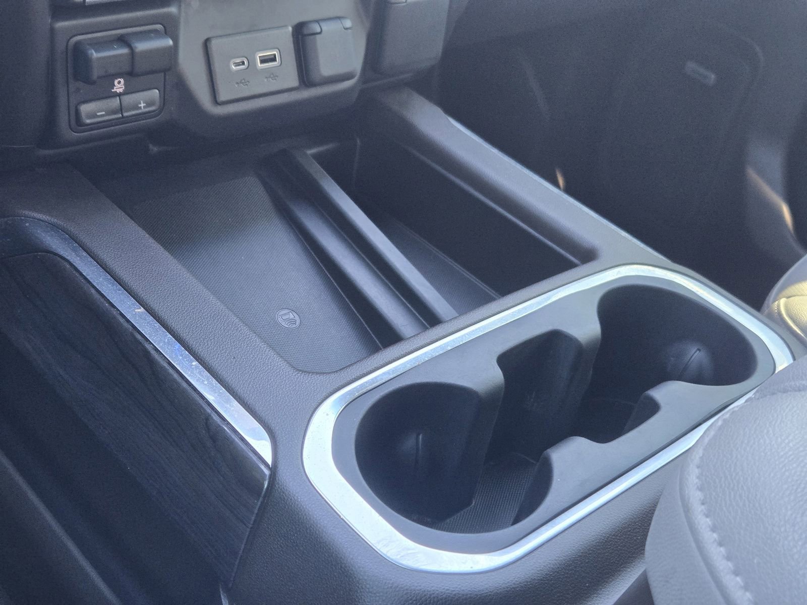 Used 2022 Chevrolet Silverado 1500 LTZ w/ LTZ Premium Package image 20