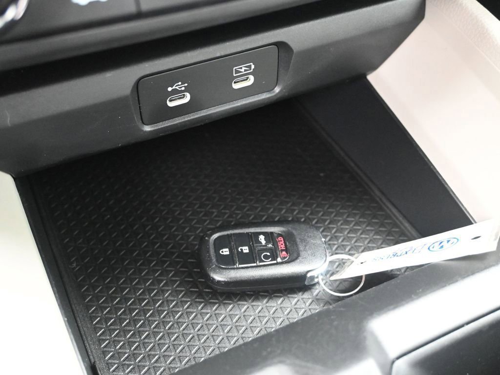 Used 2024 Honda Accord LX image 17