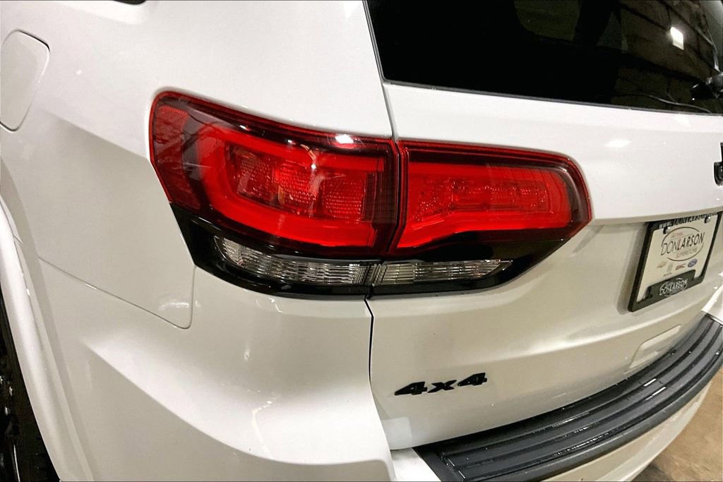 Used 2021 Jeep Grand Cherokee Laredo X AWD/4WD image 8