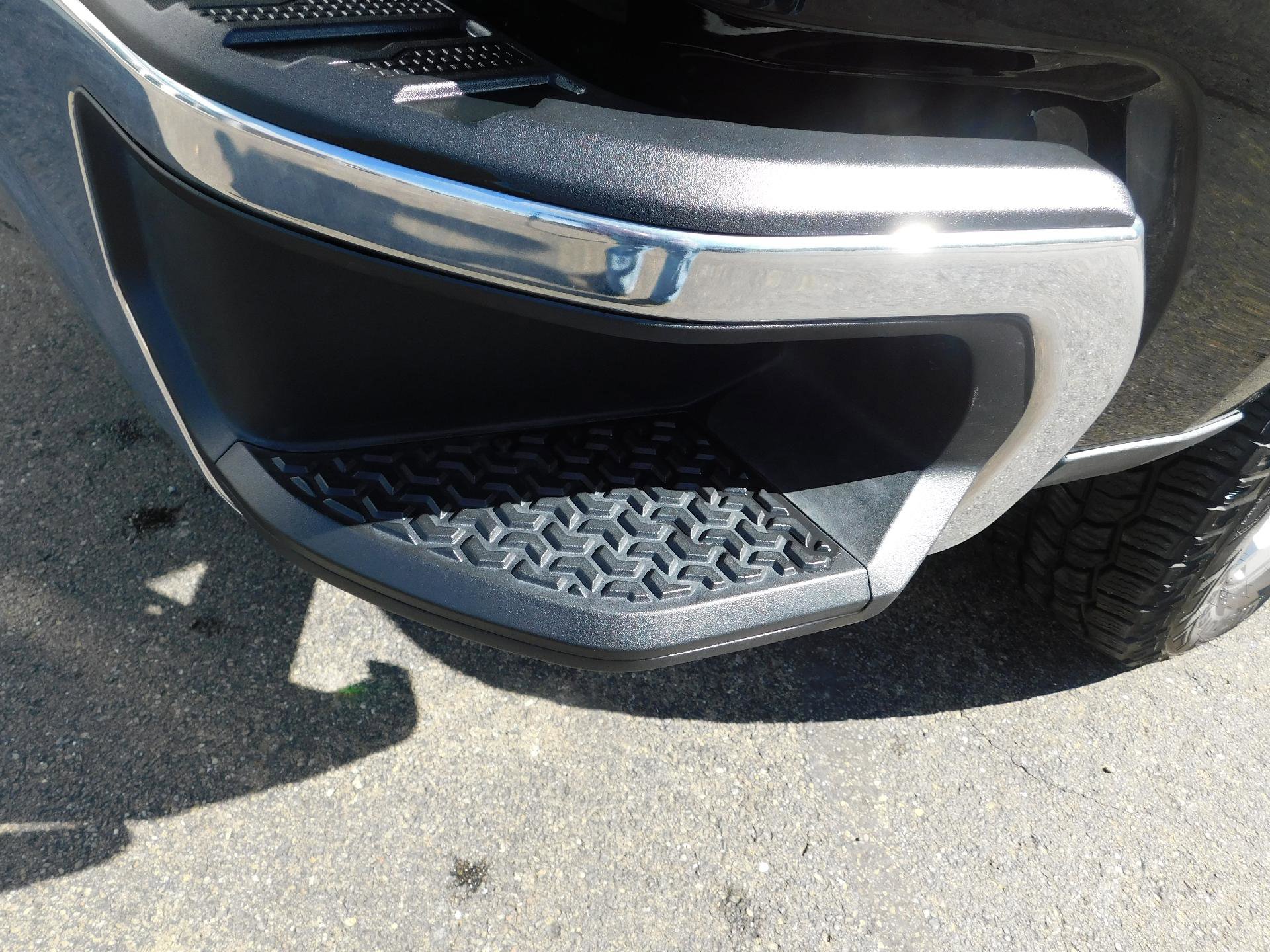 Used 2024 Chevrolet Silverado 1500 LT image 16