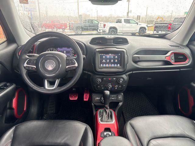 Used 2020 Jeep Renegade Trailhawk w/ Premium Leather Group image 15