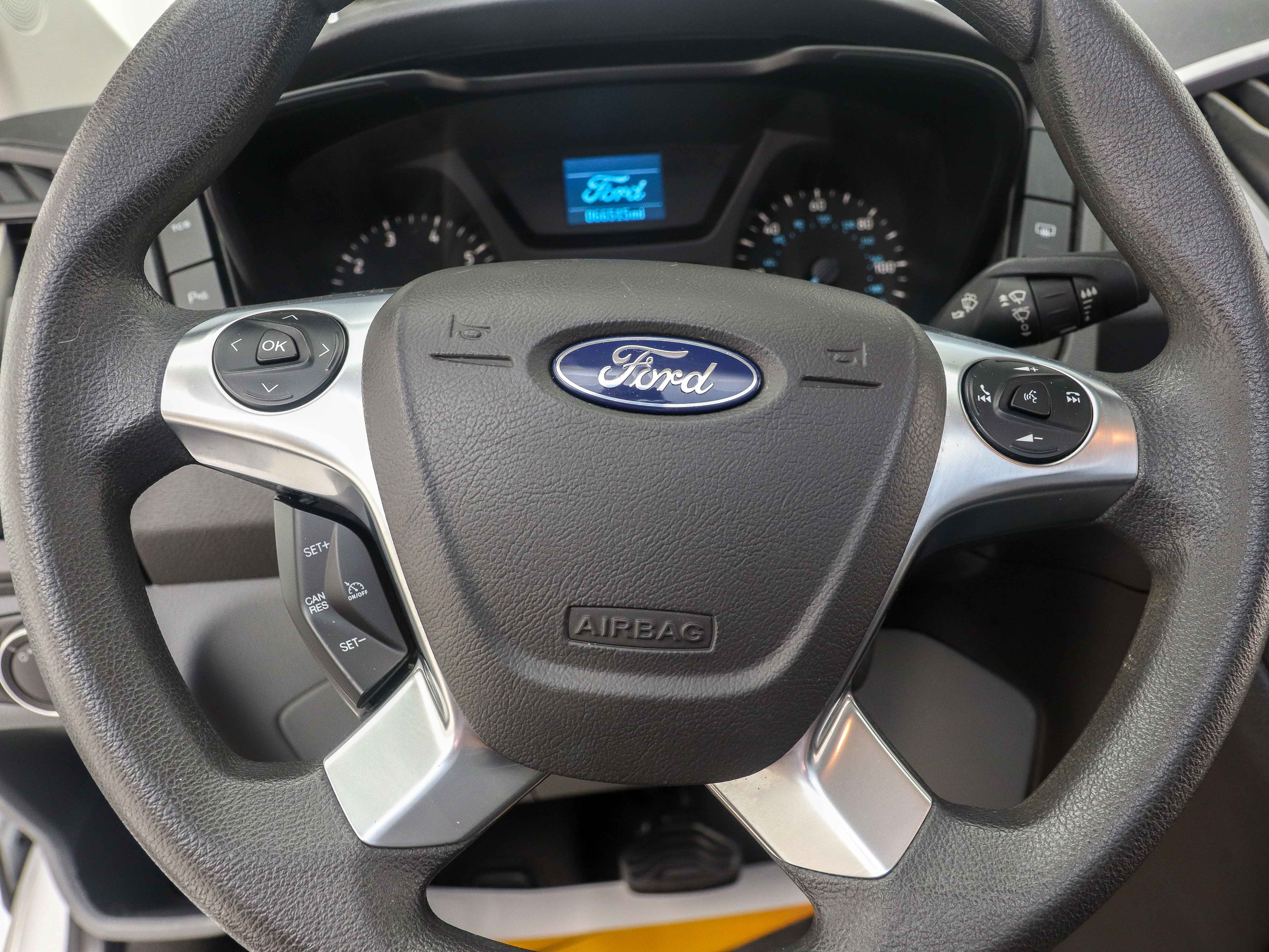 Used 2019 Ford Transit 350 XLT RWD image 21