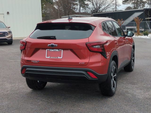 Used 2024 Chevrolet Trax RS w/ Driver Confidence Package image 3