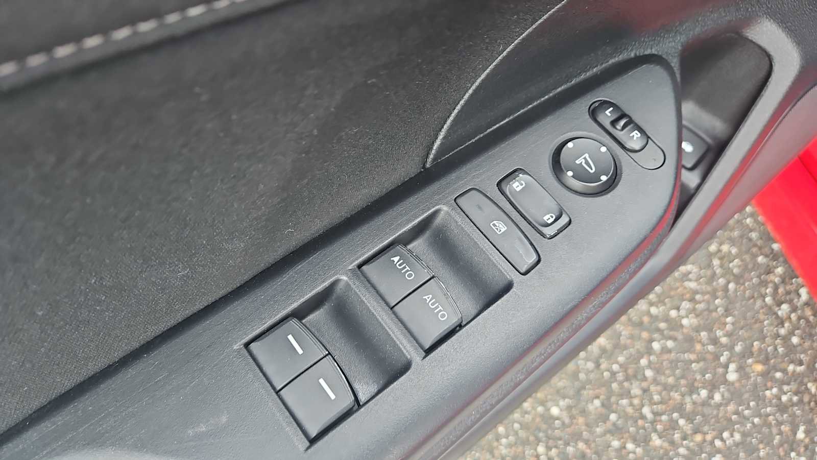 Used 2018 Honda Civic EX image 15