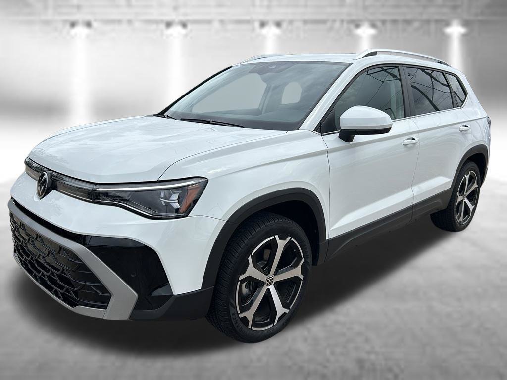 Used 2026 Volkswagen Taos SEL AWD/4WD image 2