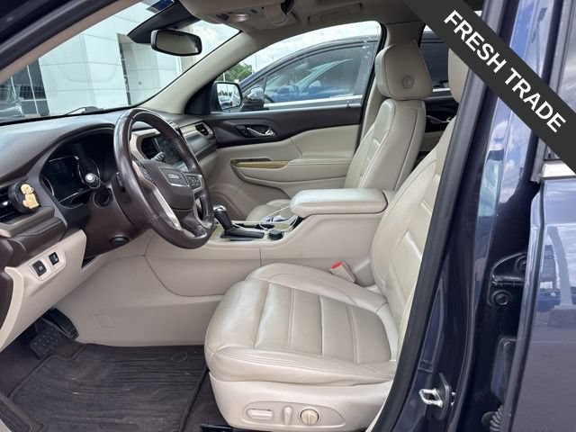 Used 2018 GMC Acadia Denali w/ Technology Package AWD/4WD image 3