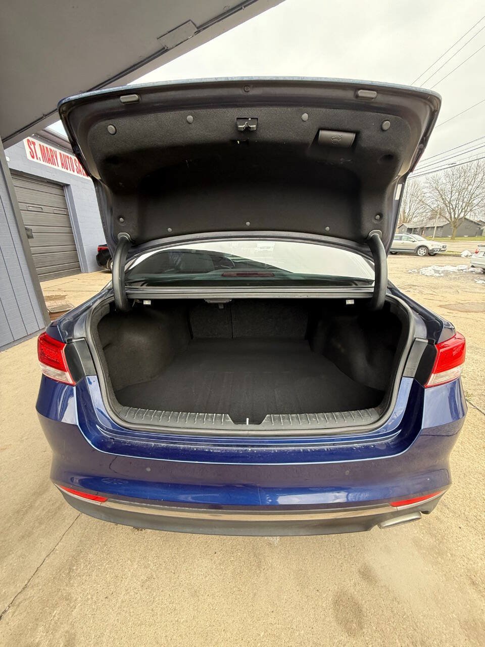 Used 2018 Kia Optima EX FWD image 12