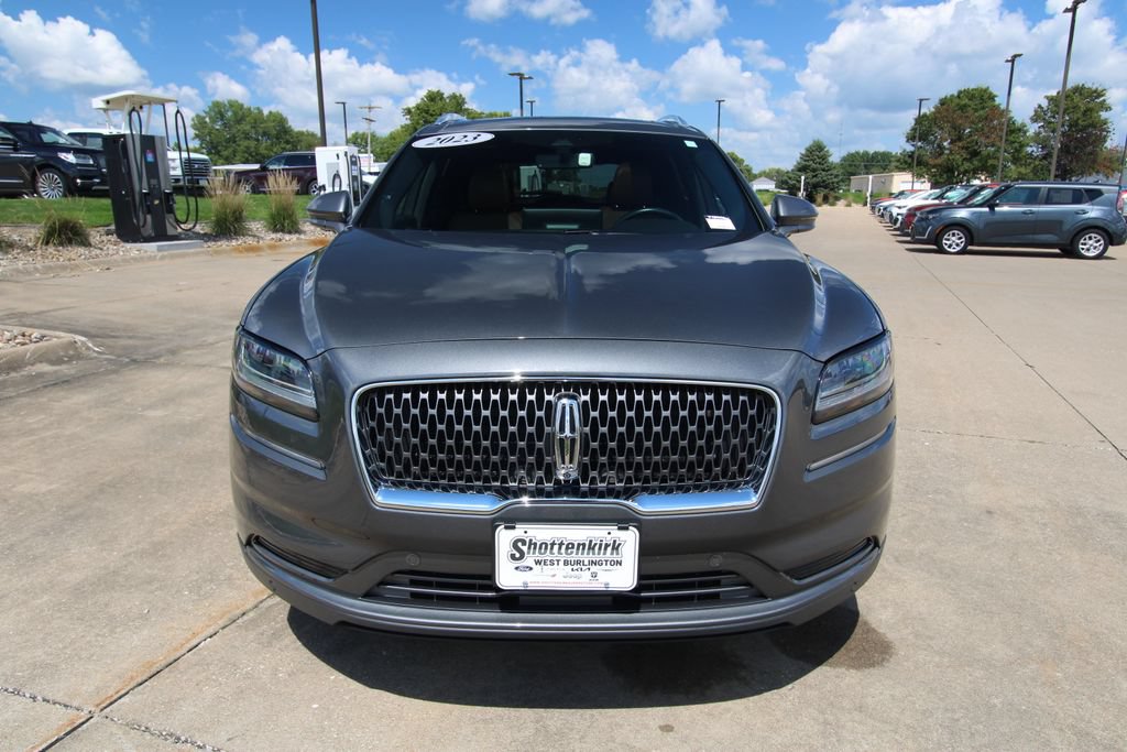 Used 2023 Lincoln Nautilus Reserve w/ Equipment Group 201A AWD/4WD image 2