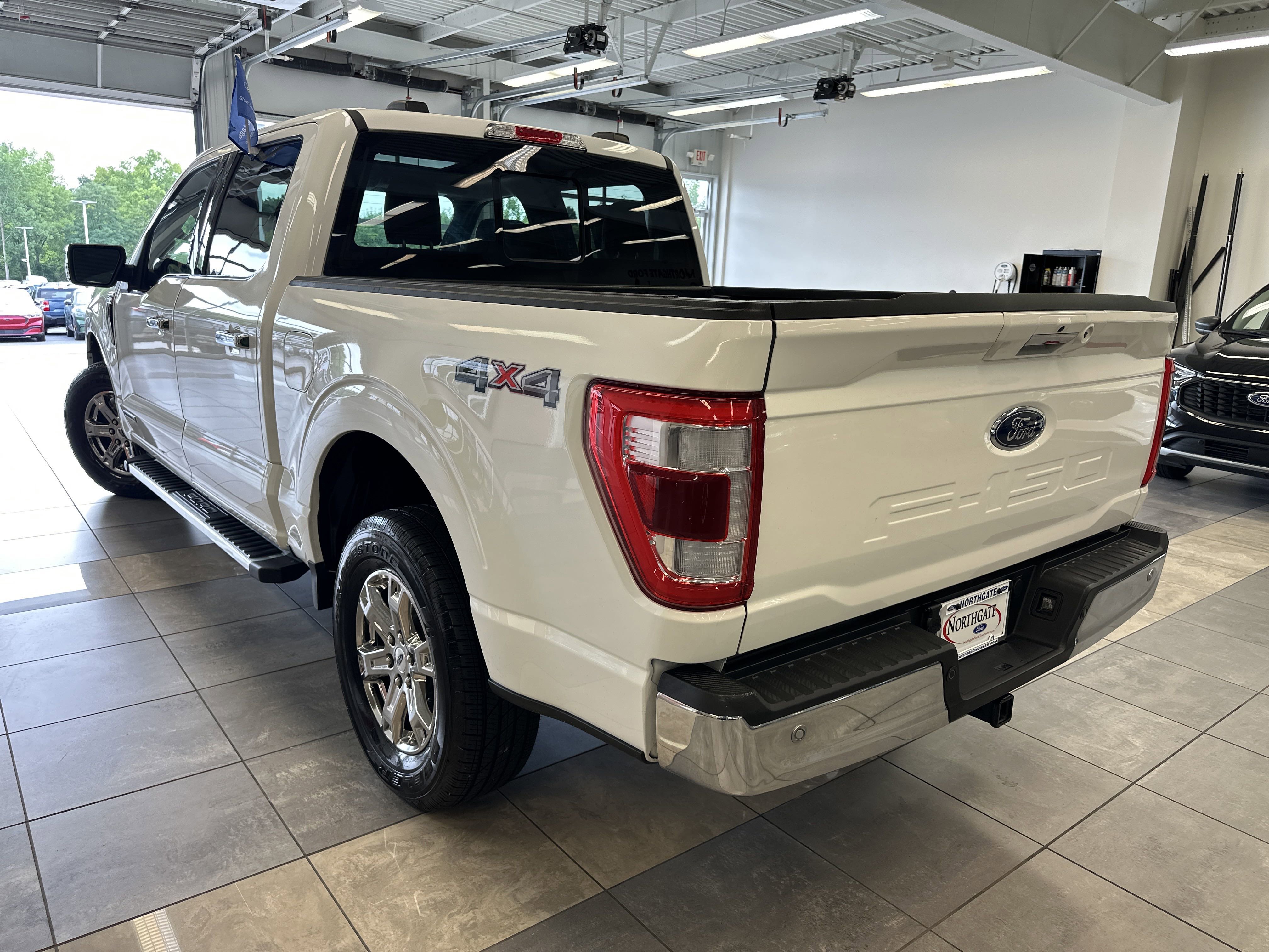 Certified 2022 Ford F150 Lariat w/ Equipment Group 502A High image 16