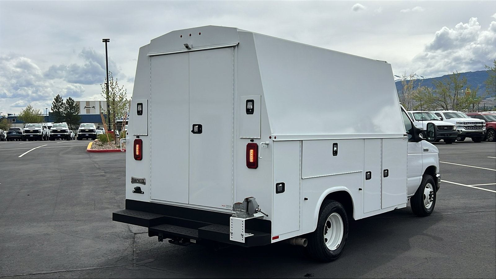 Used 2023 Ford E-350 and Econoline 350 Super Duty w/ Power Windows & Locks Group RWD image 5
