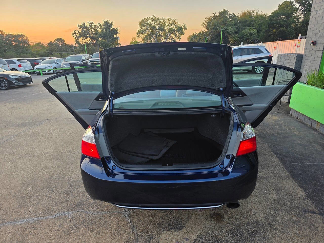 Used 2013 Honda Accord LX image 45