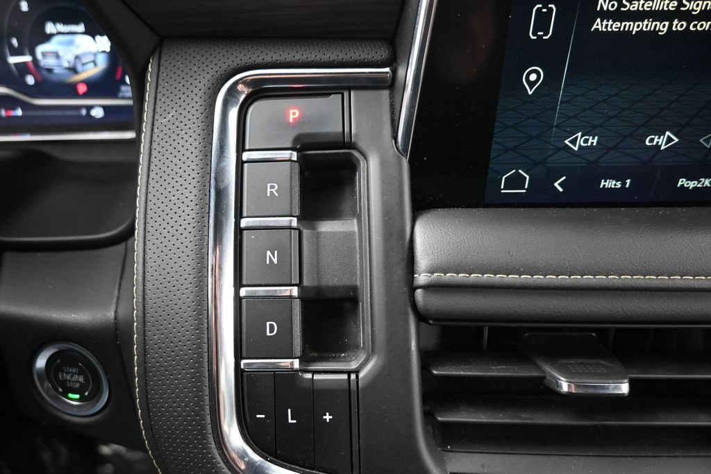 Used 2024 GMC Yukon SLT AWD/4WD image 19