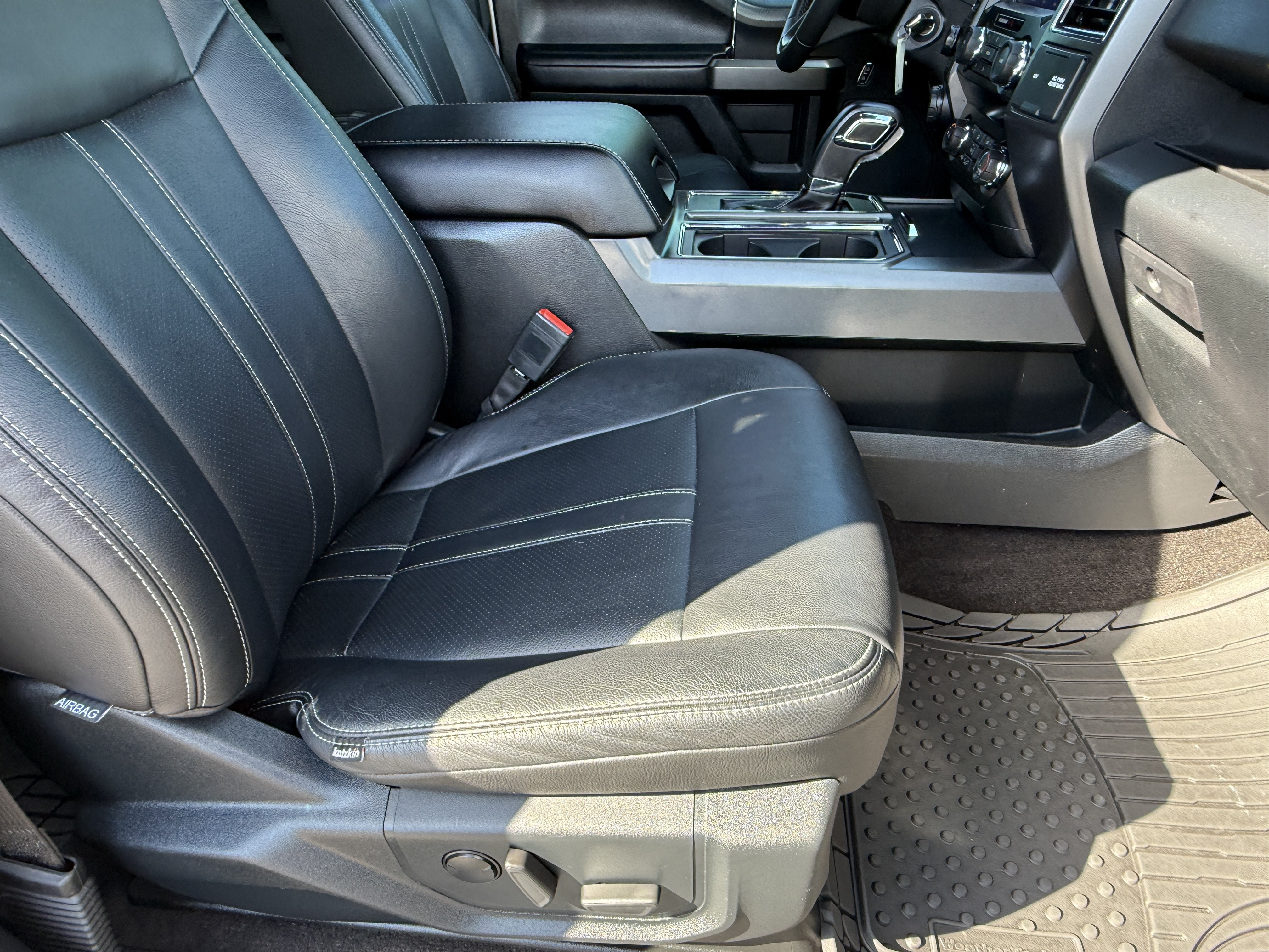Used 2020 Ford F150 XLT w/ Equipment Group 302A Luxury AWD/4WD image 6