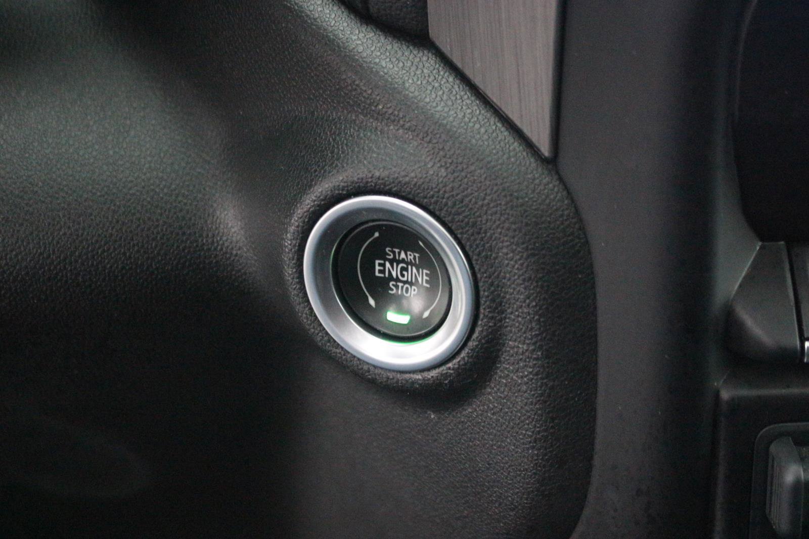 Used 2023 GMC Sierra 3500 Denali image 29