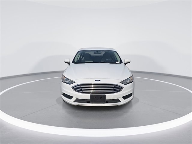 Used 2018 Ford Fusion S image 3