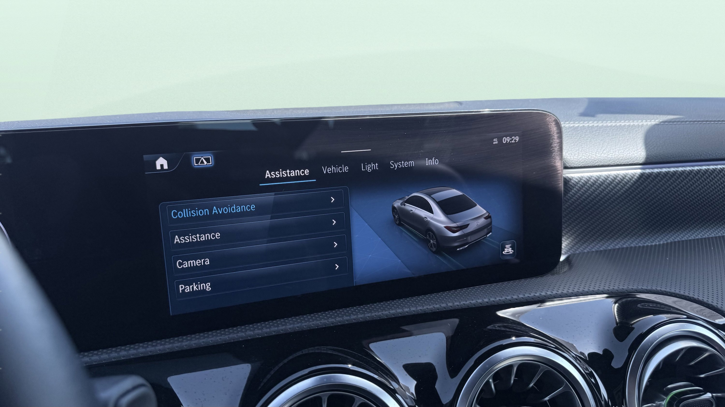 Used 2025 Mercedes-Benz CLA 250 image 82