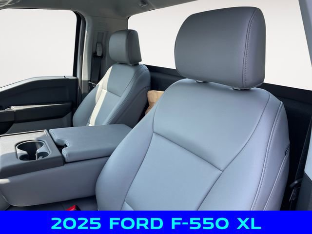 New 2025 Ford F550 4x4 Regular Cab Super Duty w/ XL Chrome Package image 12