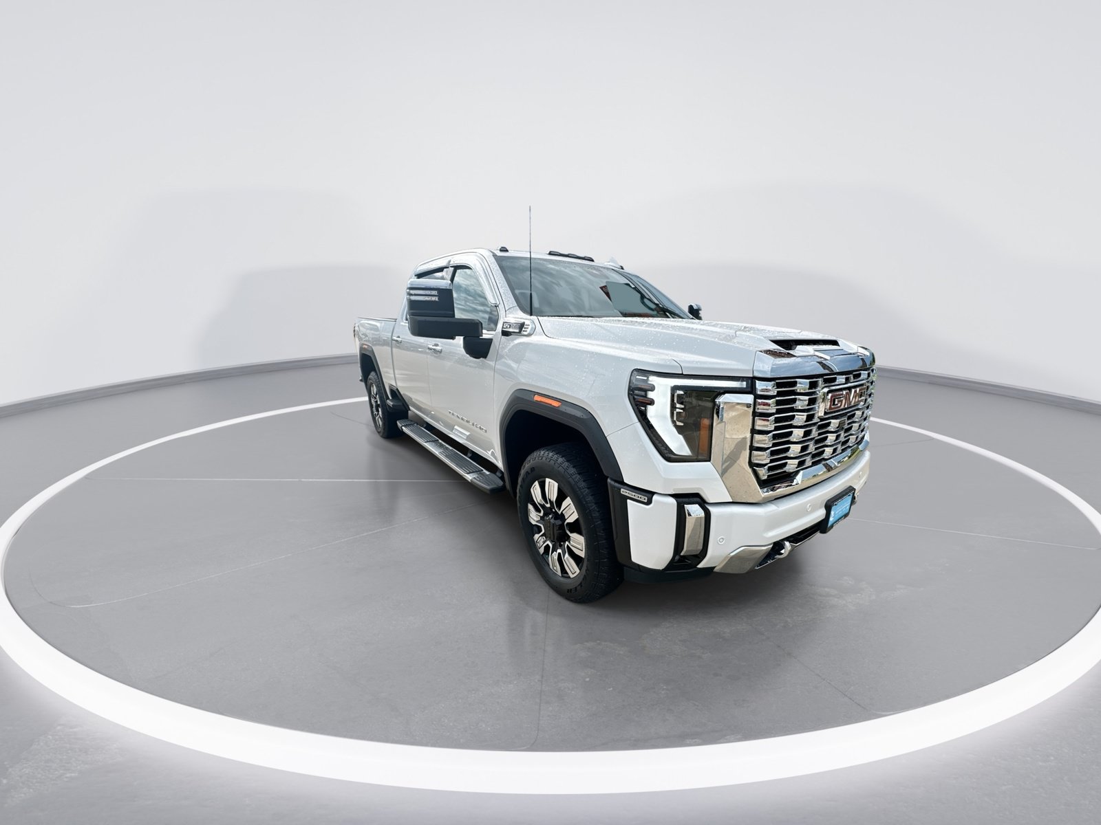 Certified 2024 GMC Sierra 2500 Denali w/ Denali Reserve Package AWD/4WD image 2