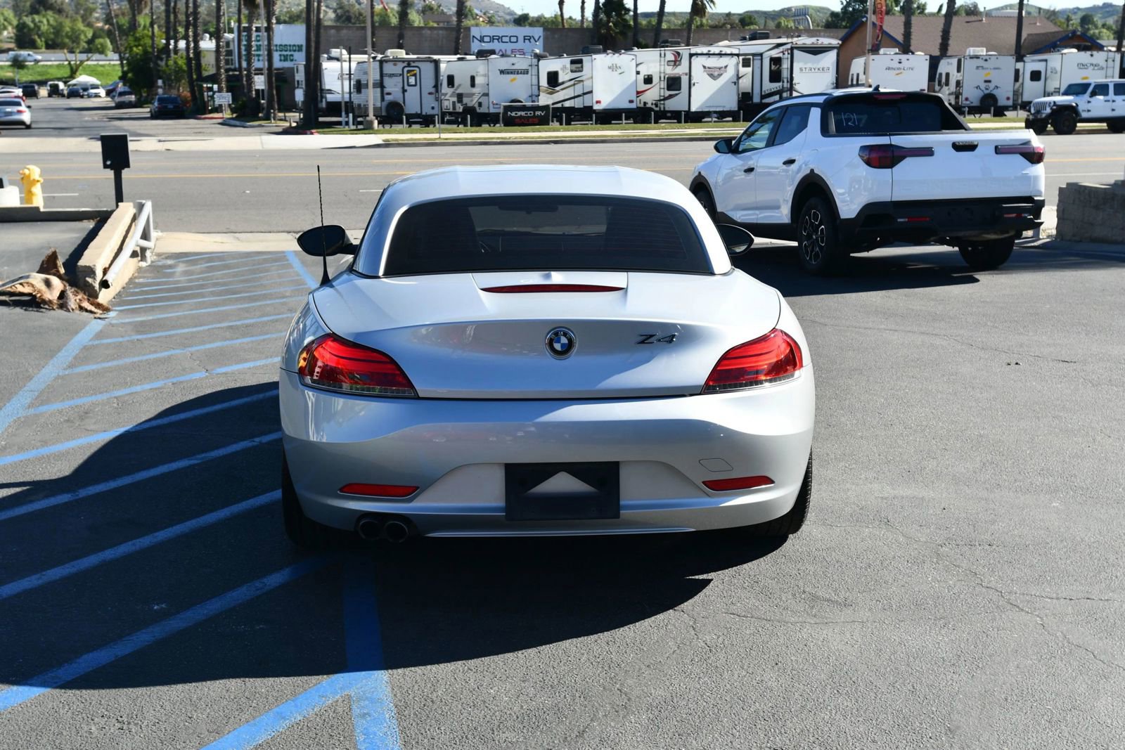 Used 2011 BMW Z4 sDrive30i w/ Premium Pkg image 6