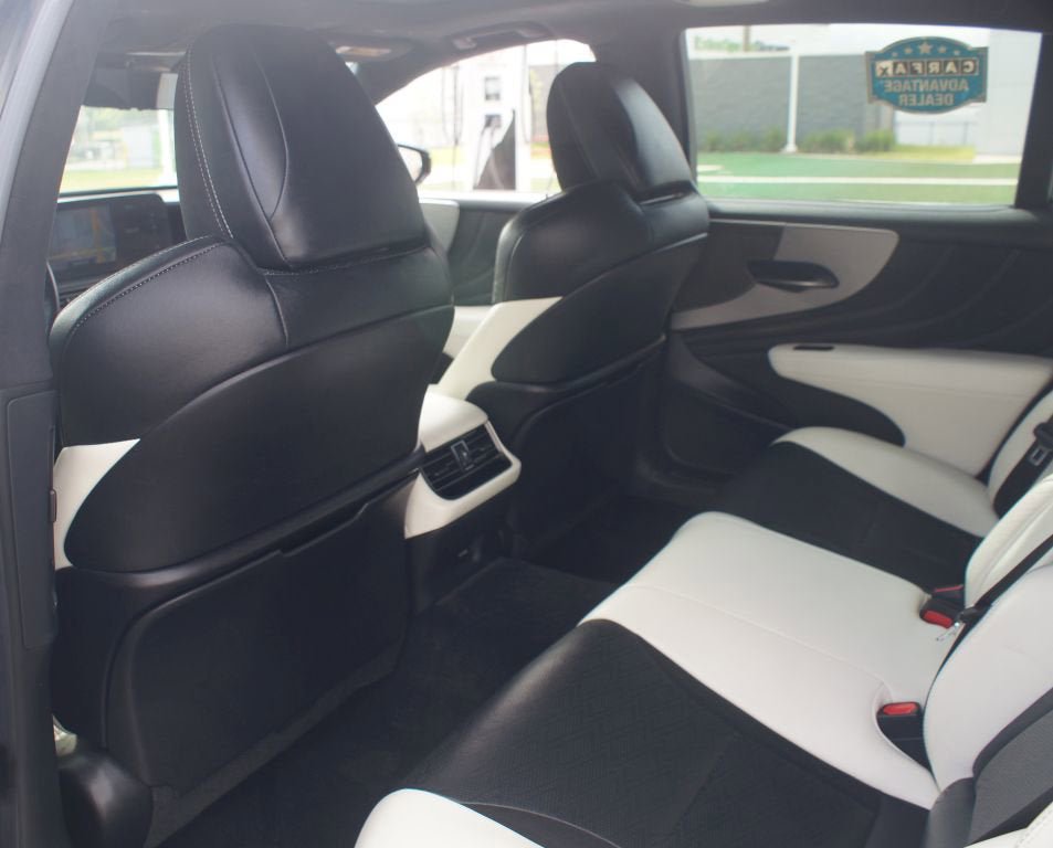 Used 2021 Lexus LS 500 F Sport w/ Dynamic Handling Package RWD image 16