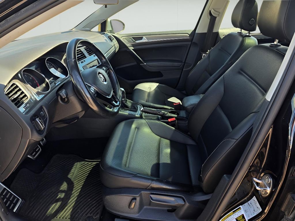 Used 2017 Volkswagen Golf Alltrack SE image 27