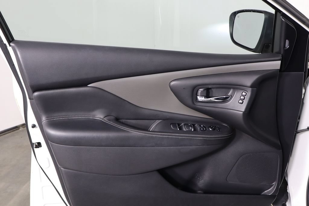 Used 2021 Nissan Murano SL w/ SL Moonroof Package FWD image 19