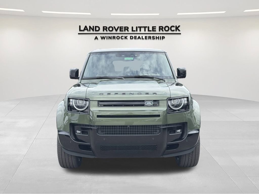 New 2026 Land Rover Defender 110 X-Dynamic SE image 8