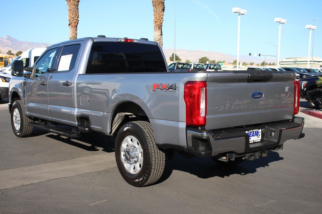 Certified 2023 Ford F350 XLT image 5
