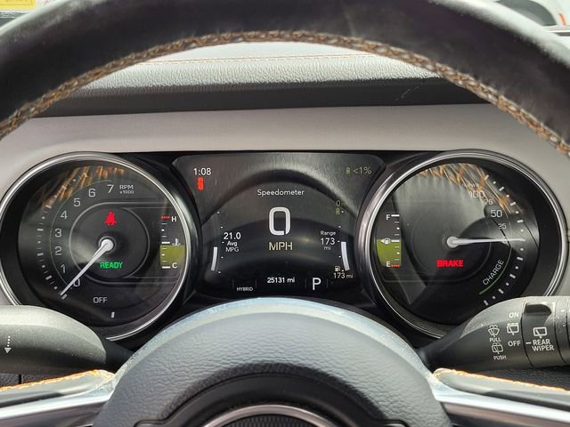 Used 2022 Jeep Wrangler Unlimited Sahara AWD/4WD image 15