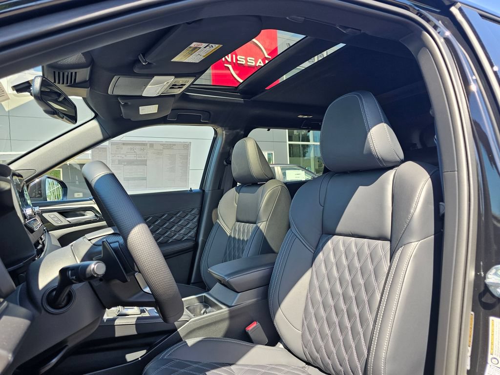 New 2026 Nissan Rogue Platinum AWD/4WD image 18