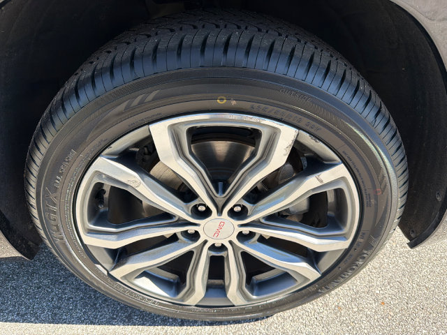 Used 2019 GMC Terrain Denali w/ Driver Alert Package II FWD image 12