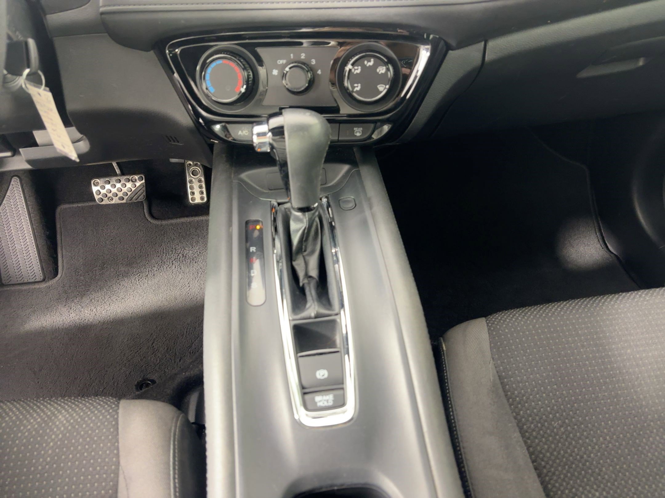 Used 2019 Honda HR-V Sport image 16
